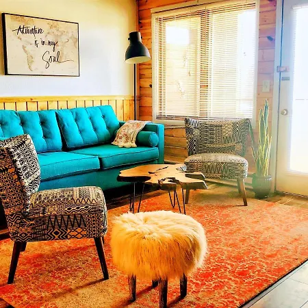 Doco Rocky Mountain Vacation Rental-Queen Studio With Resort Amenities